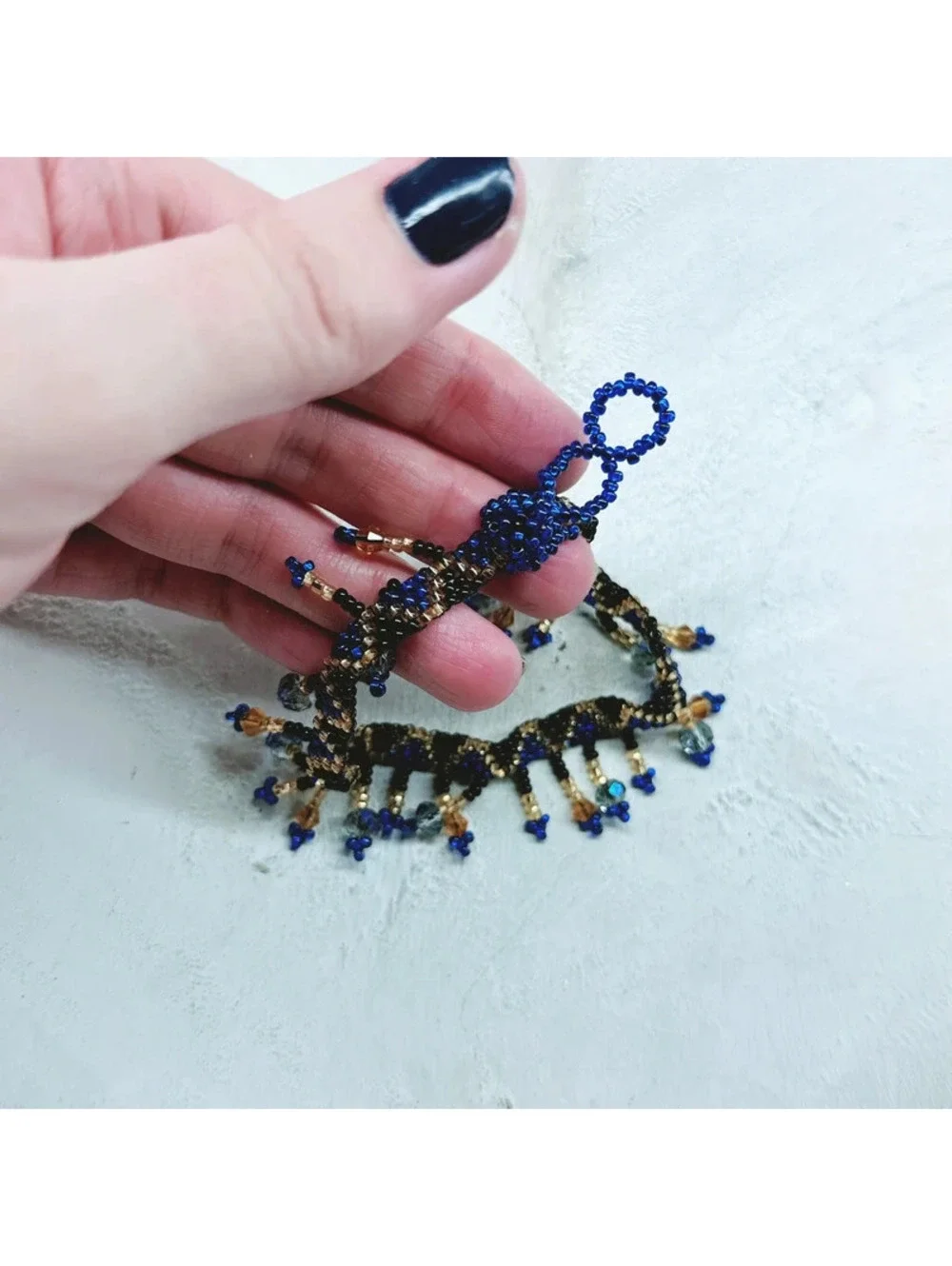 1026mc. Black Glass Bracelet